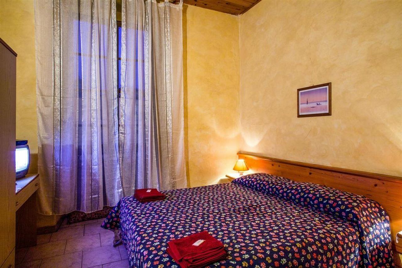 Albergo Aurora Cagliari Extérieur photo